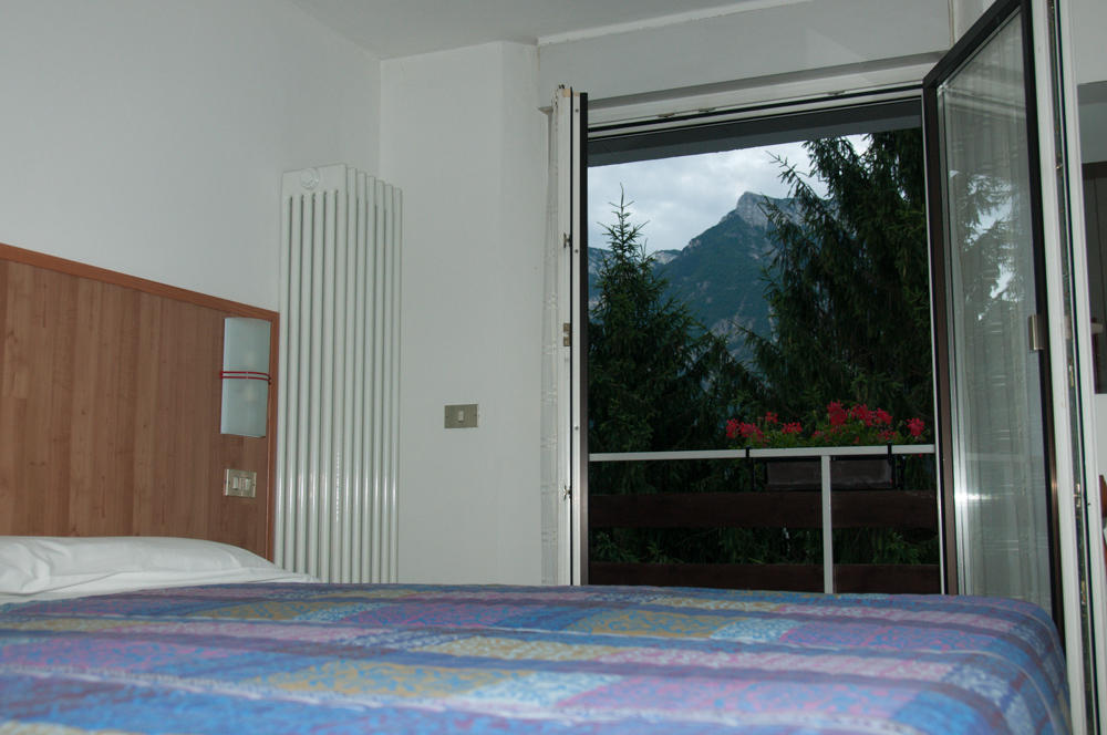 Hotel Dolomiti Levico Terme Exterior foto
